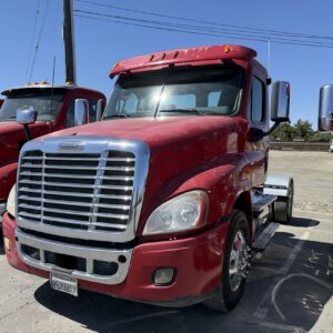 2014 Freightliner Cascadia 2-axle day cab tractor External Inbox